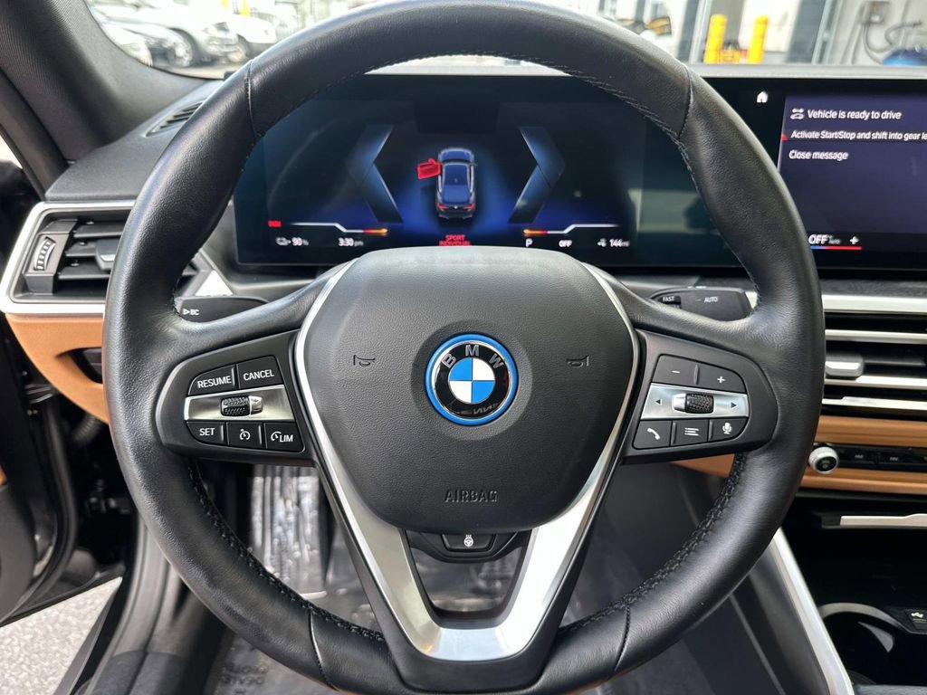 Used 2023 BMW i4 eDrive35 w/ Premium Package image 16
