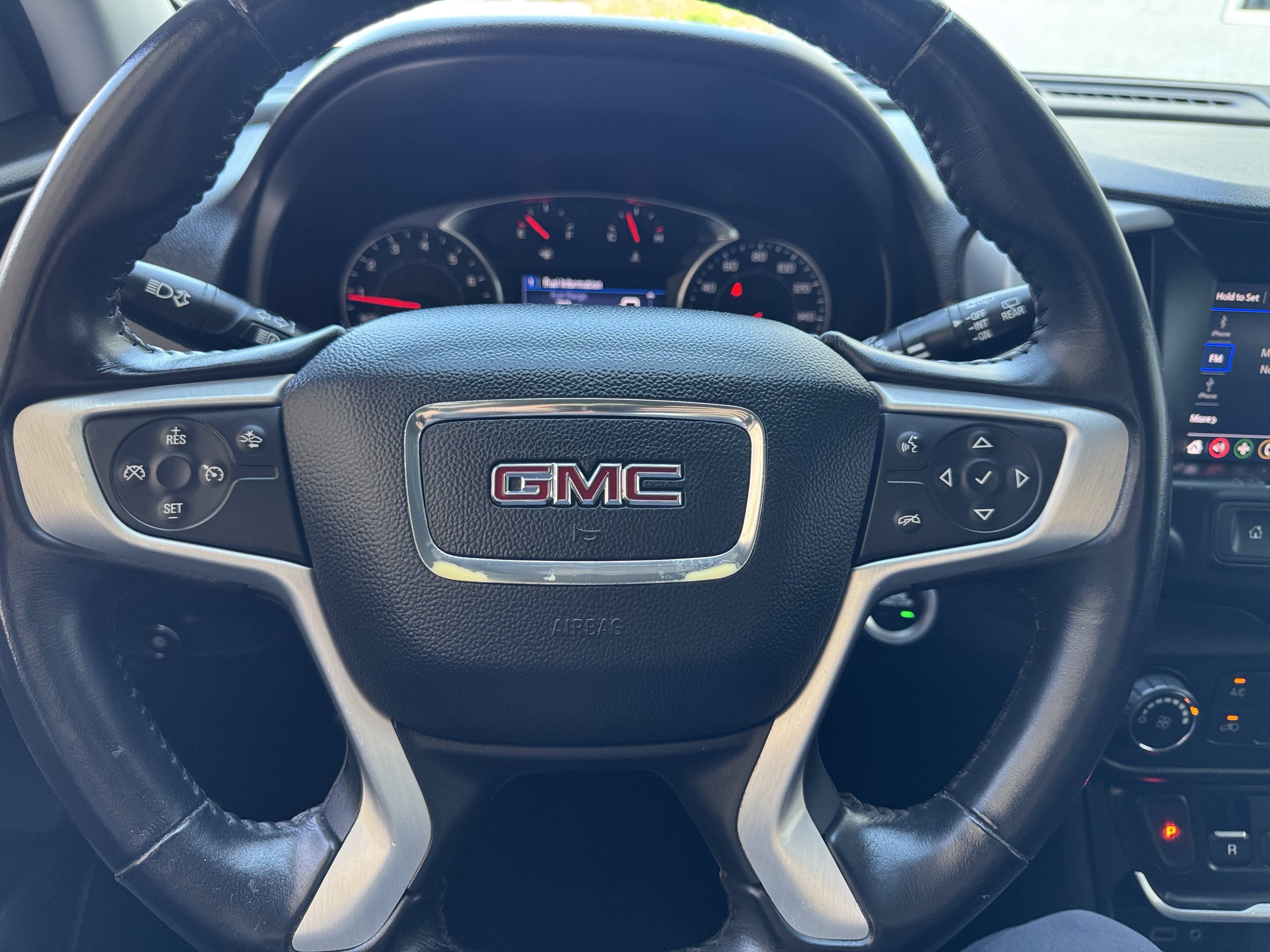 Used 2020 GMC Terrain SLE w/ Elevation Edition FWD image 35