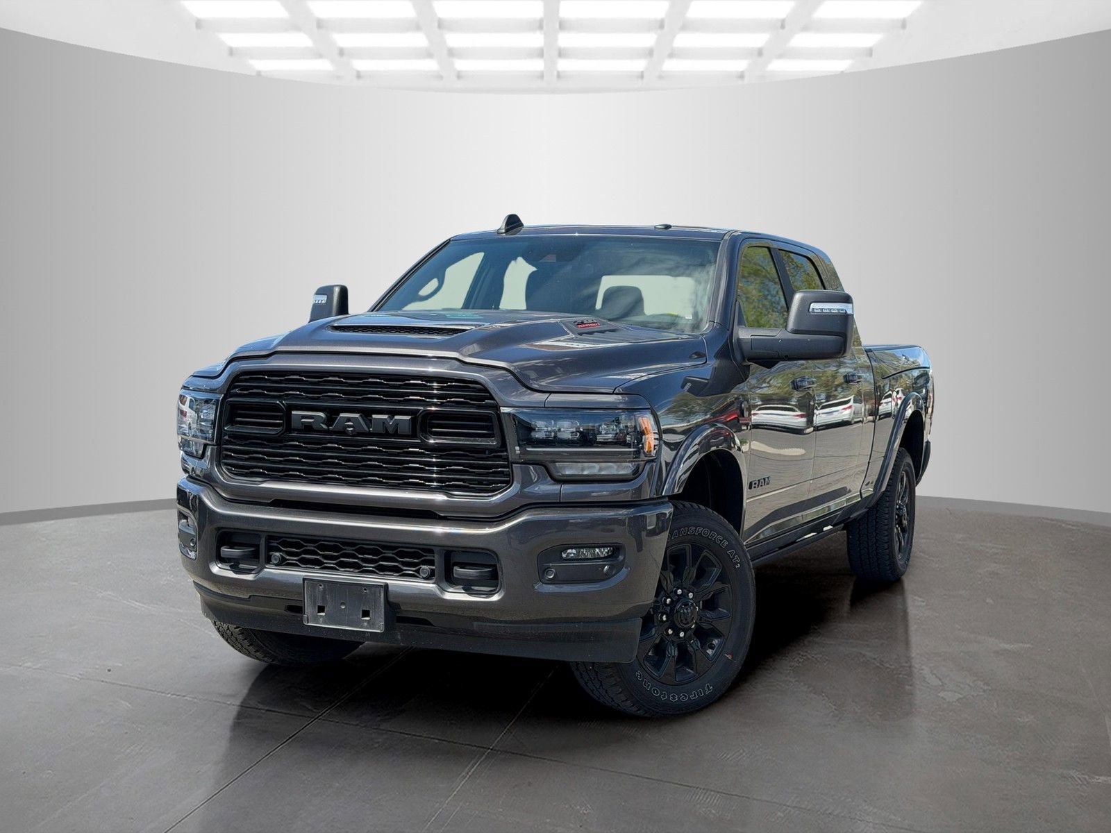Used 2024 RAM 2500 Limited image 1