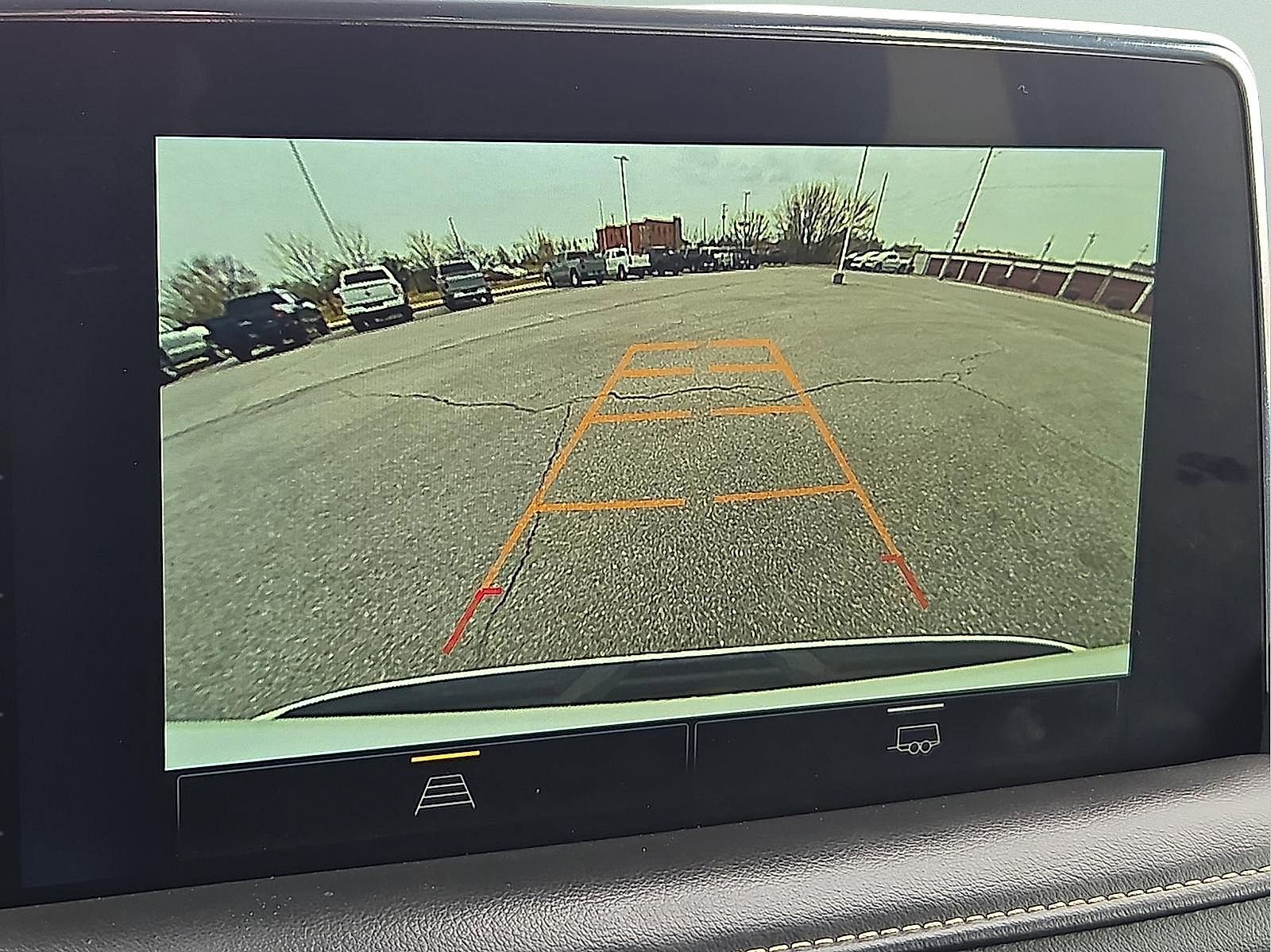 Used 2023 Chevrolet Suburban Premier image 17