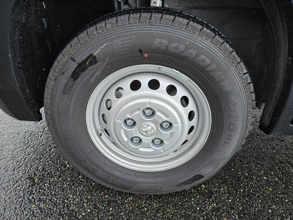 New 2026 RAM ProMaster 1500 w/ Premium Convenience Group image 10