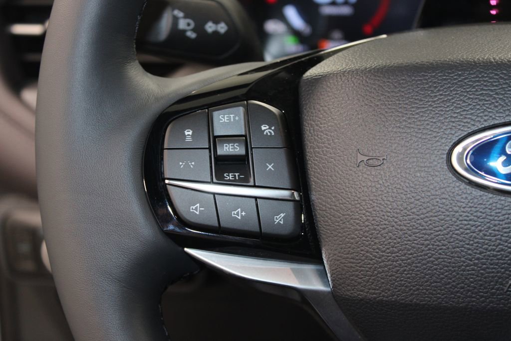 New 2026 Ford Explorer Platinum image 37