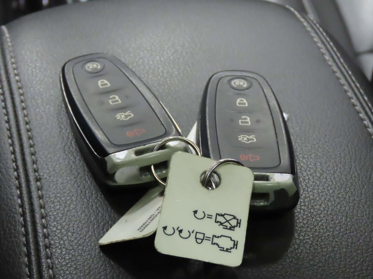 Used 2013 Ford Escape Titanium w/ Parking Technology Pkg image 18