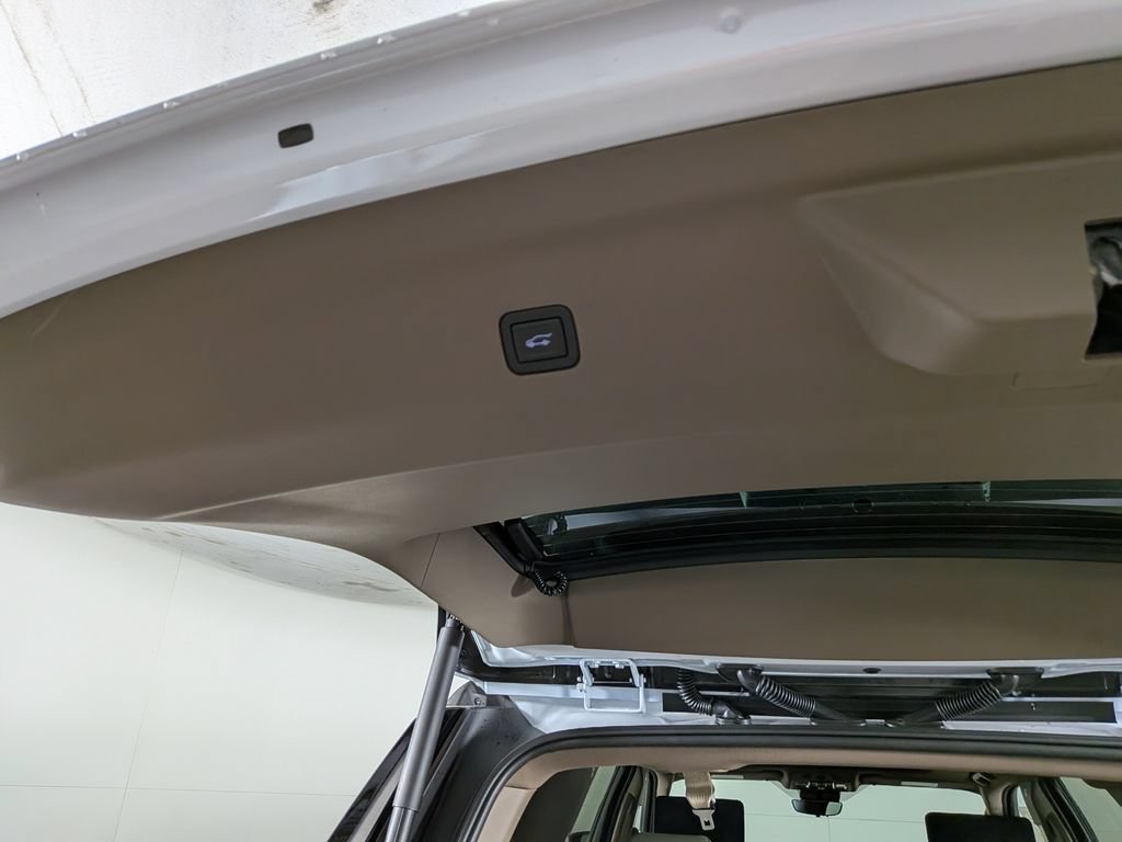 New 2026 GMC Yukon Denali AWD/4WD image 11
