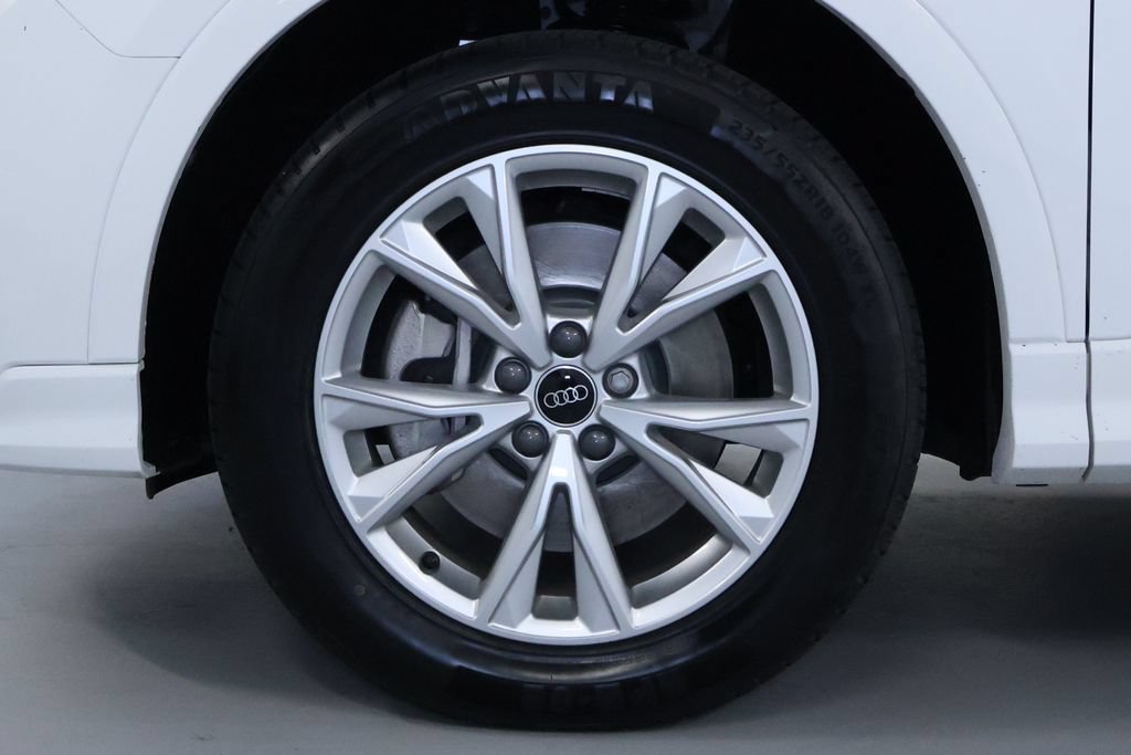 Used 2024 Audi Q3 2.0T Premium AWD/4WD image 39
