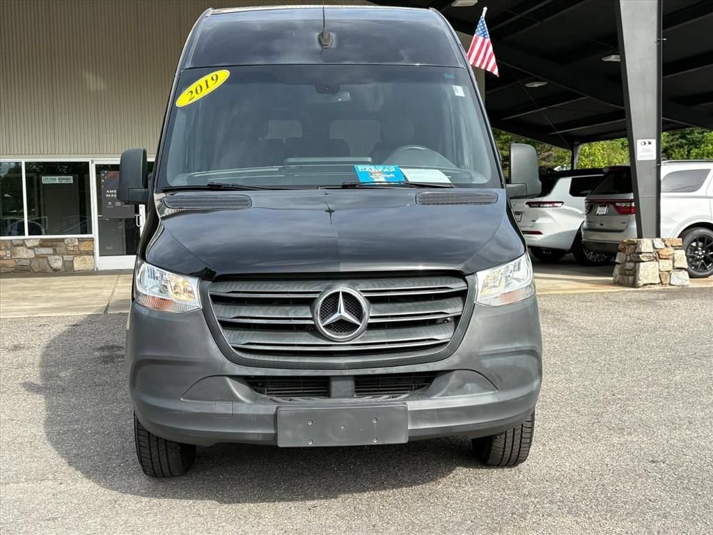 Used 2019 Mercedes-Benz Sprinter 2500 image 2