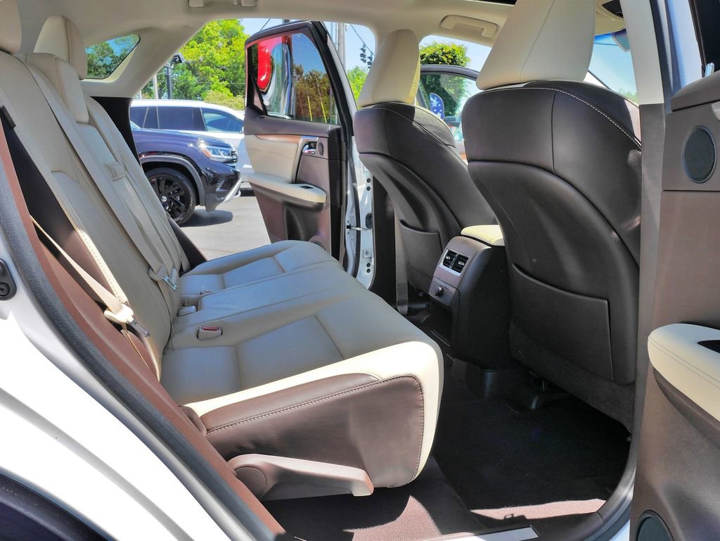 Used 2016 Lexus RX 350 AWD w/ Premium Package image 11