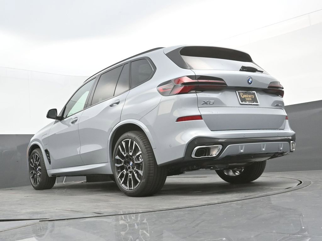 New 2026 BMW X5 xDrive50e AWD/4WD image 50