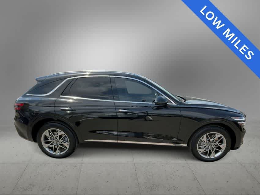 Certified 2024 Genesis GV70 2.5T AWD/4WD image 9
