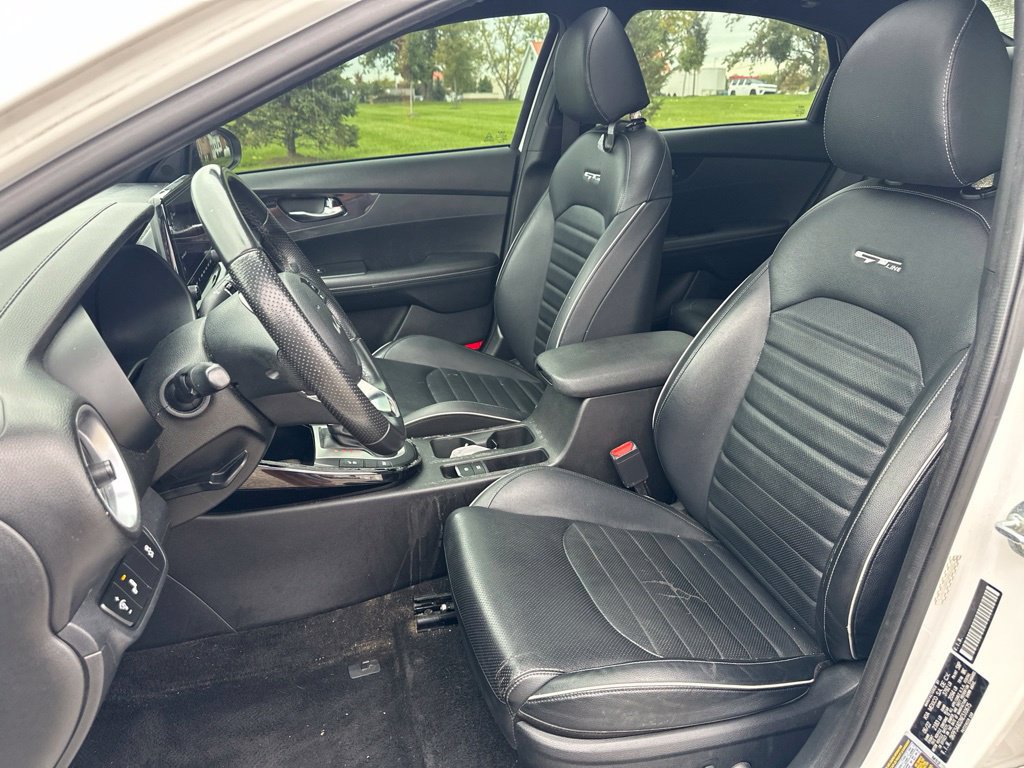 Used 2022 Kia Forte GT-Line w/ GT-Line Premium Package FWD image 15