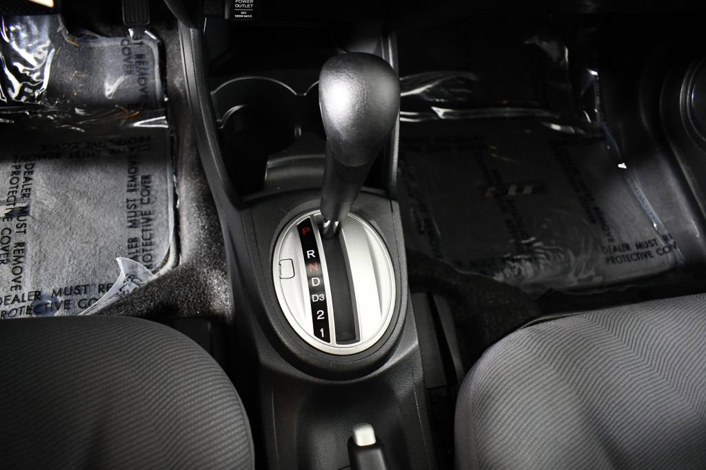 Used 2011 Honda Fit image 25