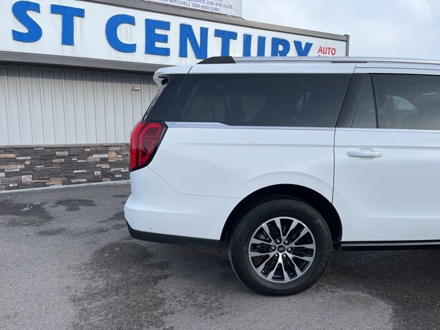 Used 2025 Ford Expedition Max Platinum image 12