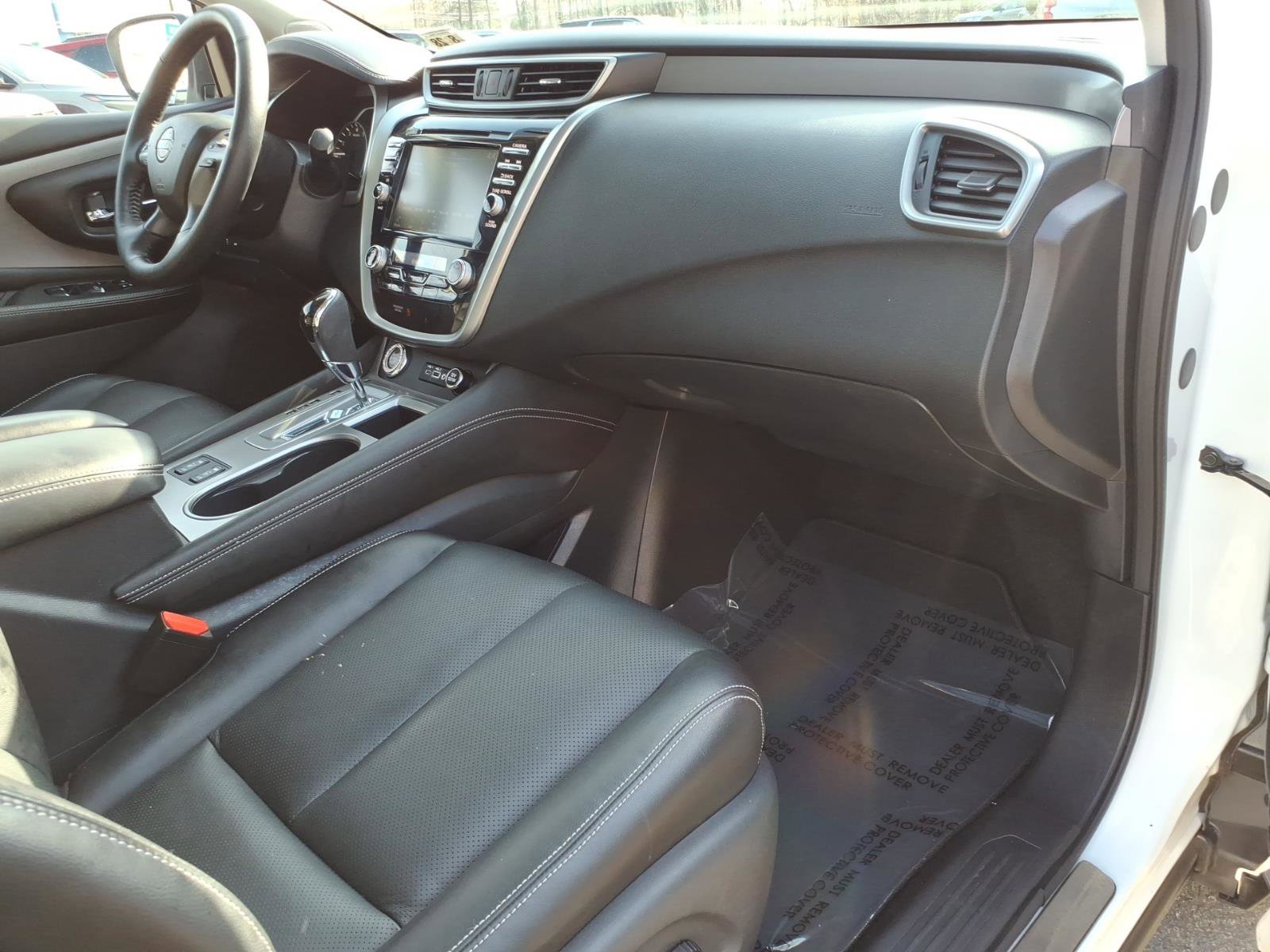 Used 2023 Nissan Murano SL w/ SL Moonroof Package image 9