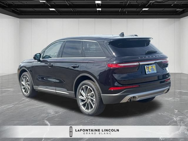 Certified 2024 Lincoln Corsair AWD w/ Equipment Group 101A image 3