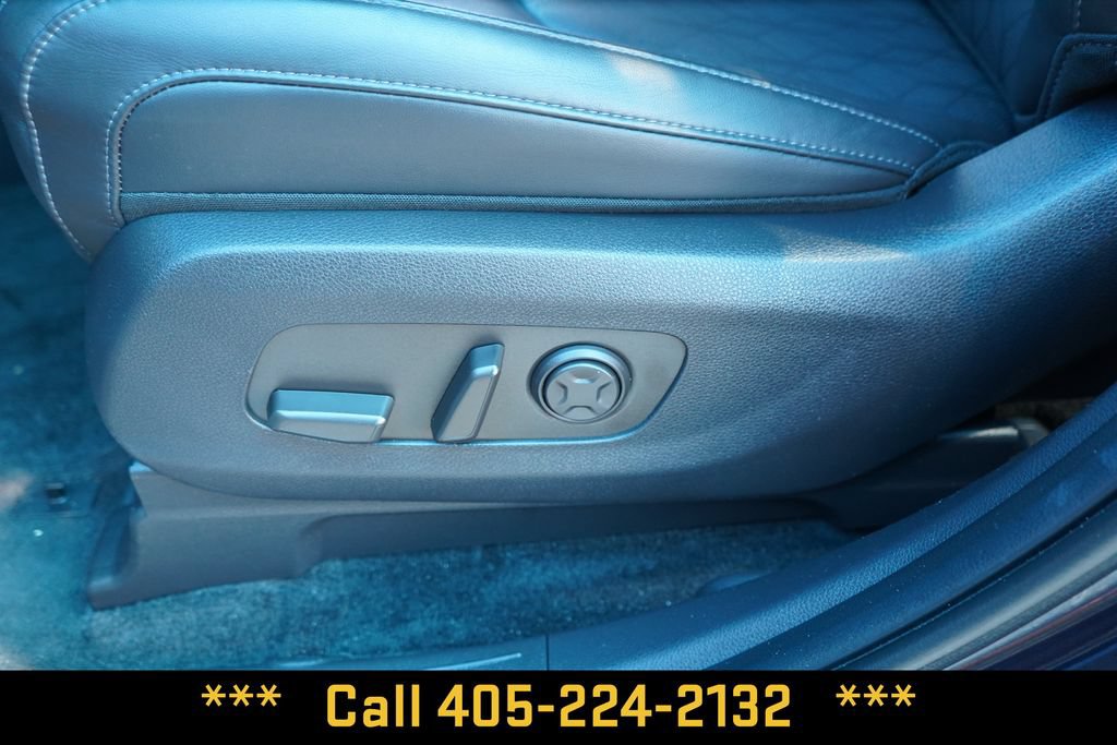 Used 2026 Kia Carnival LXS FWD image 16