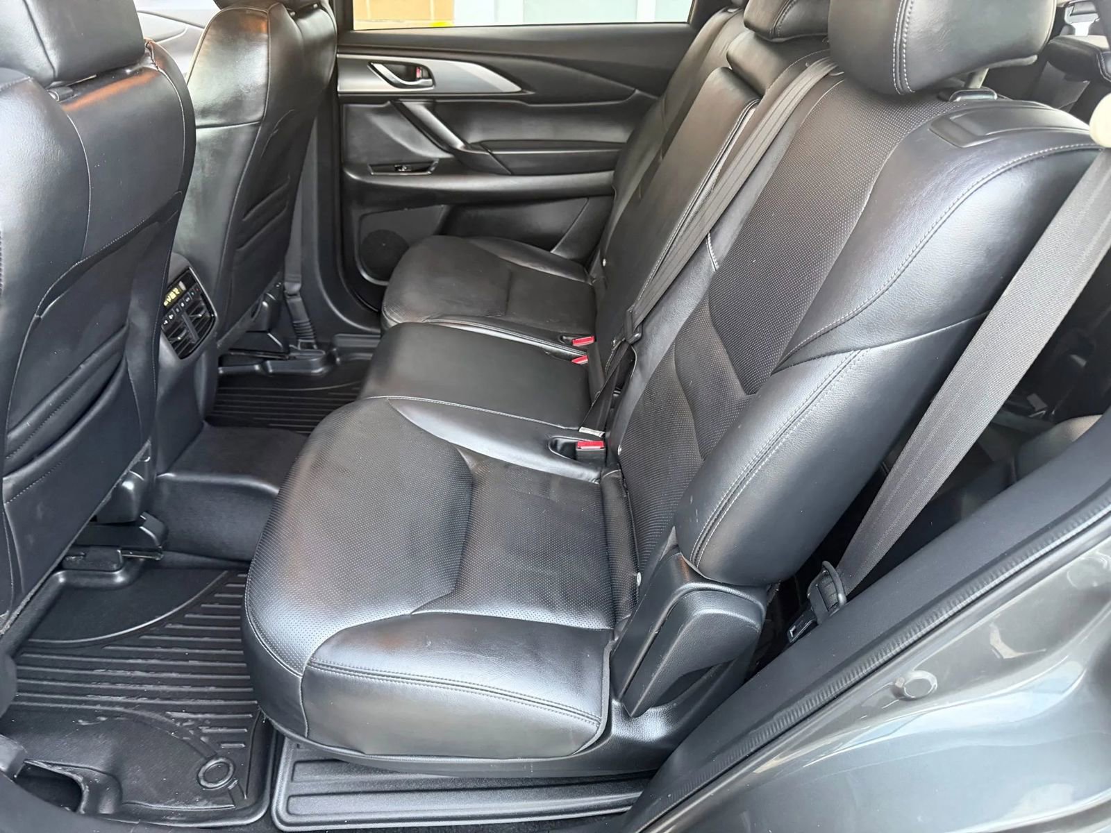 Used 2019 MAZDA CX-9 Touring image 5