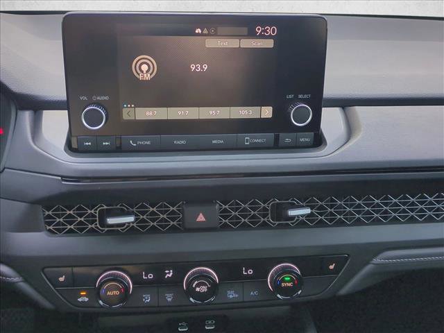 Used 2023 Honda Accord EX image 14