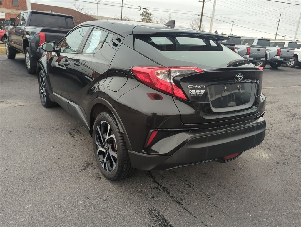 Used 2018 Toyota C-HR XLE image 6