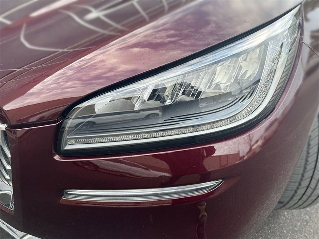 Used 2020 Lincoln Corsair AWD w/ Premium Package image 9