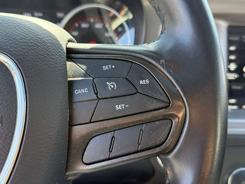Used 2023 Dodge Charger SXT image 11