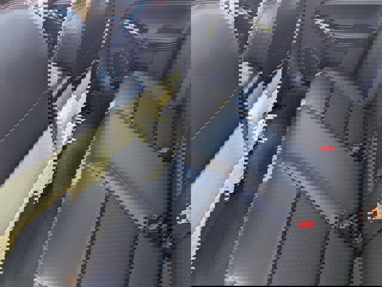 Used 2025 Nissan Altima 2.5 SR image 16