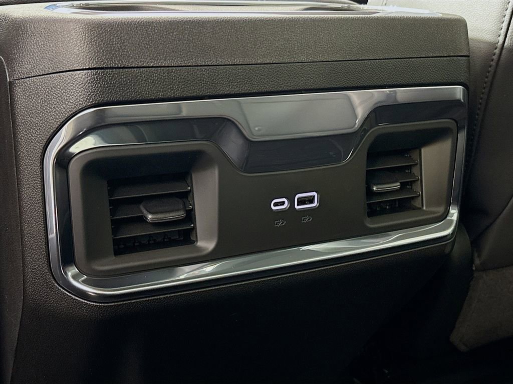 Certified 2026 GMC Sierra 1500 Elevation w/ Elevation Premium Package image 31