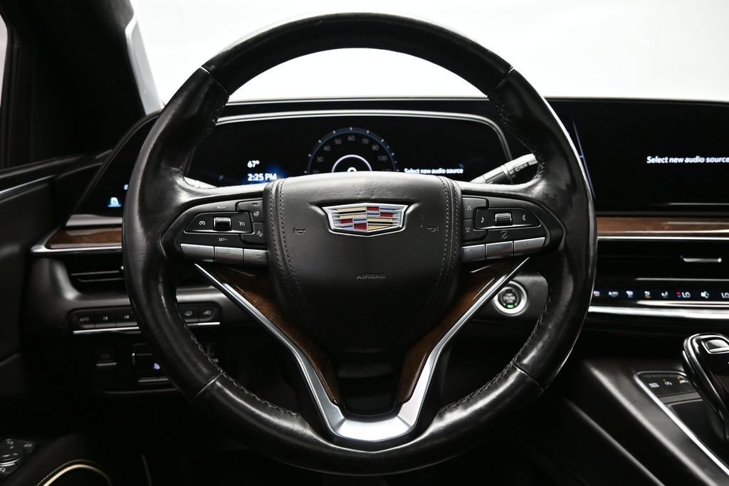 Used 2022 Cadillac Escalade ESV Sport Platinum w/ Heavy-Duty Trailer Package AWD/4WD image 18