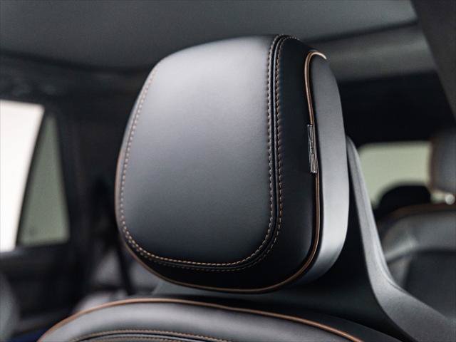 New 2027 Lincoln Navigator L Black Label AWD/4WD image 16