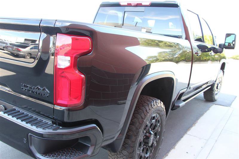 Used 2024 Chevrolet Silverado 2500 High Country w/ High Country Premium Package image 52