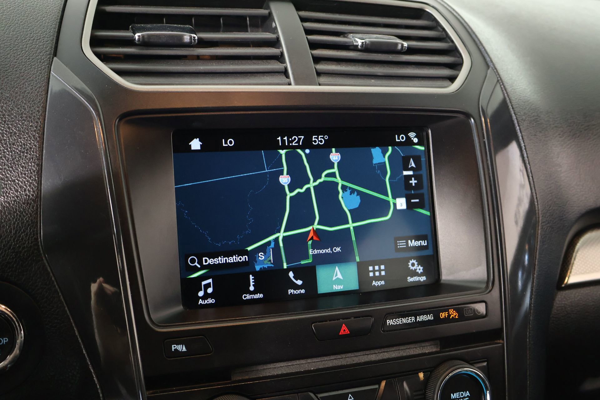 Used 2018 Ford Explorer XLT w/ Equipment Group 202A FWD image 7