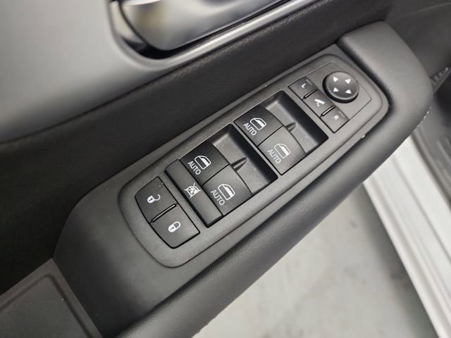 New 2026 Chrysler Pacifica Limited w/ S Appearance Package image 17