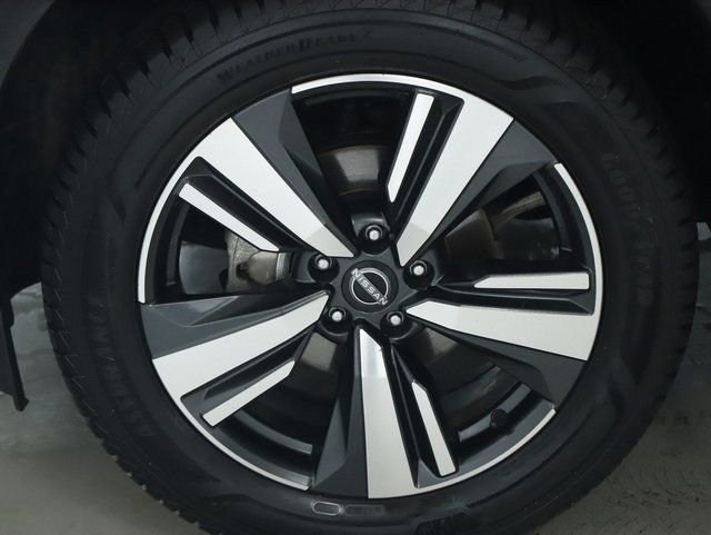 Used 2022 Nissan Rogue Platinum w/ Head-Up Display Package image 40