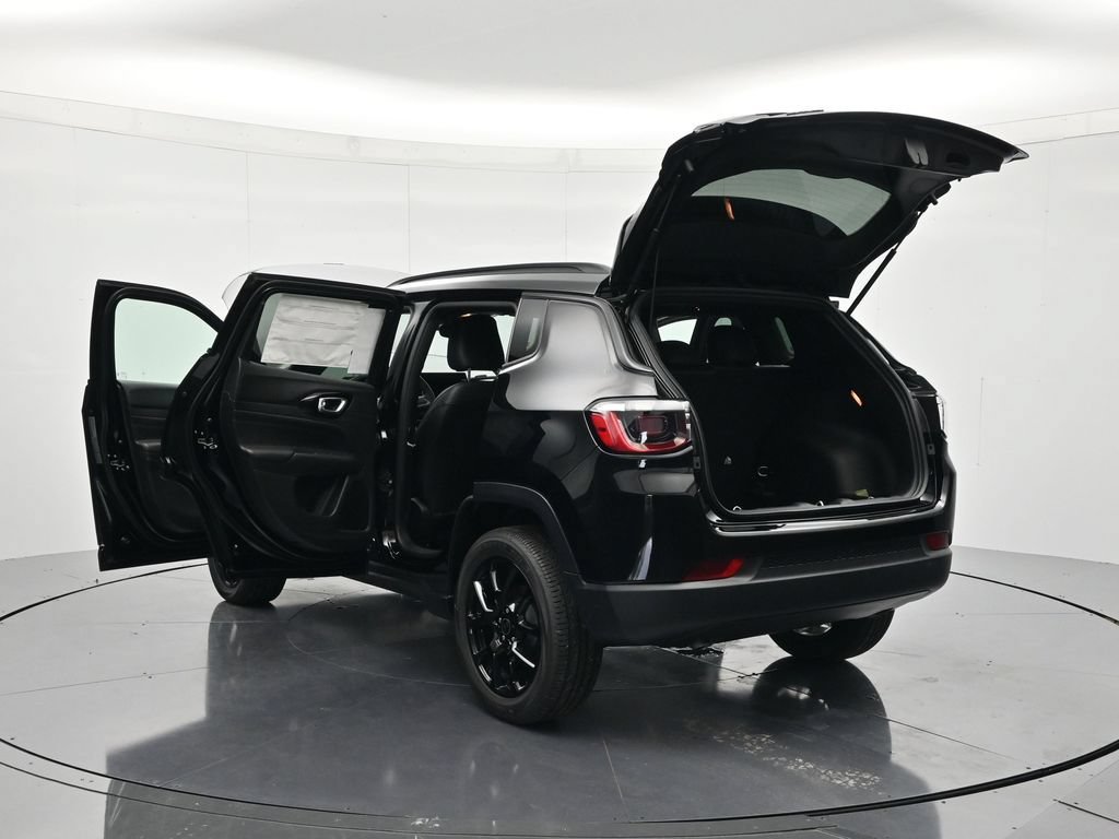 New 2026 Jeep Compass Latitude AWD/4WD image 47