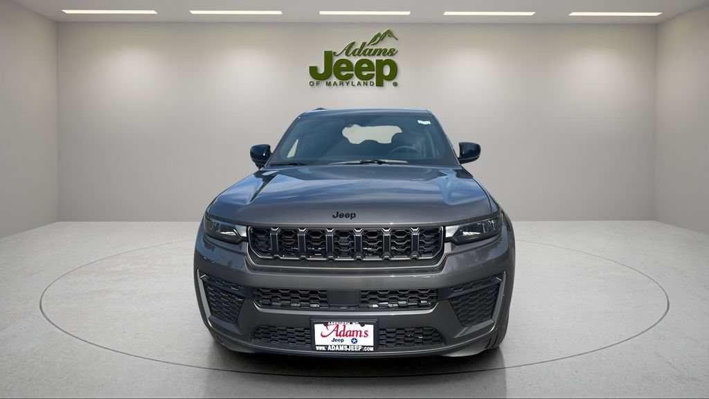 New 2026 Jeep Grand Cherokee Altitude AWD/4WD image 2
