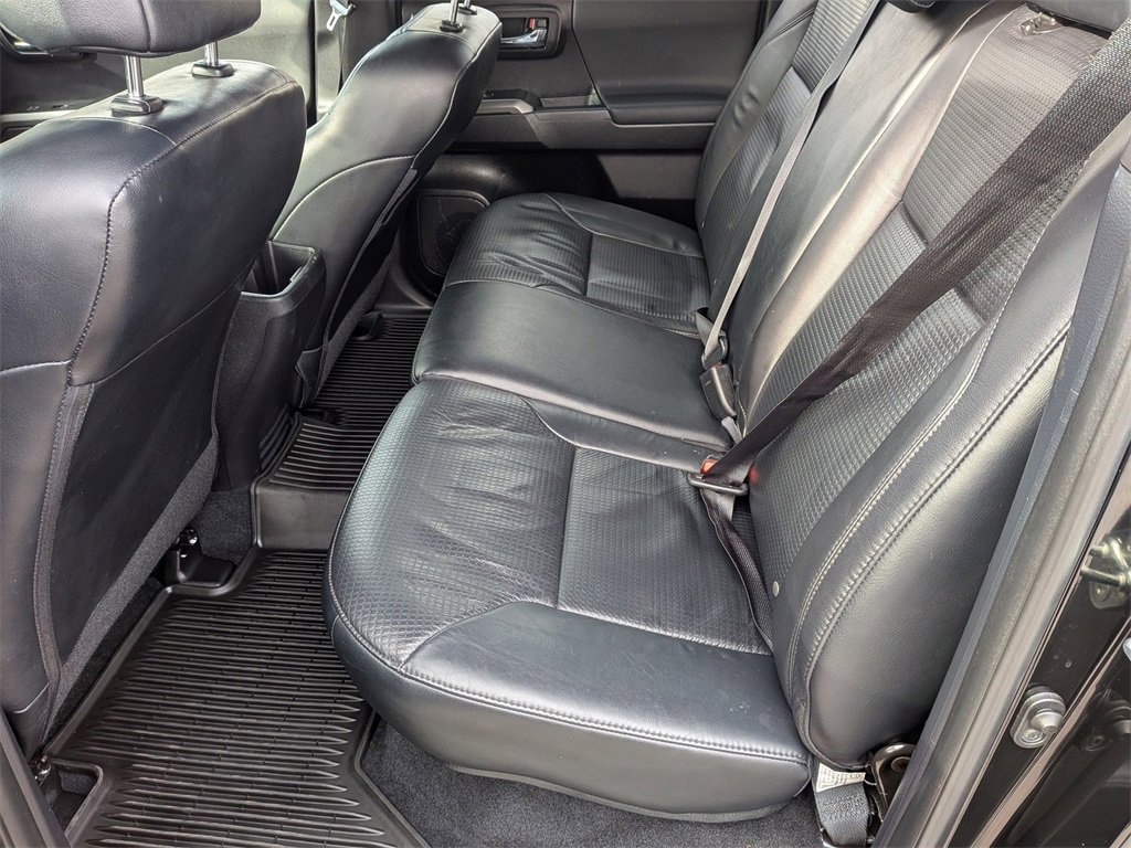 Used 2020 Toyota Tacoma TRD Off-Road image 27