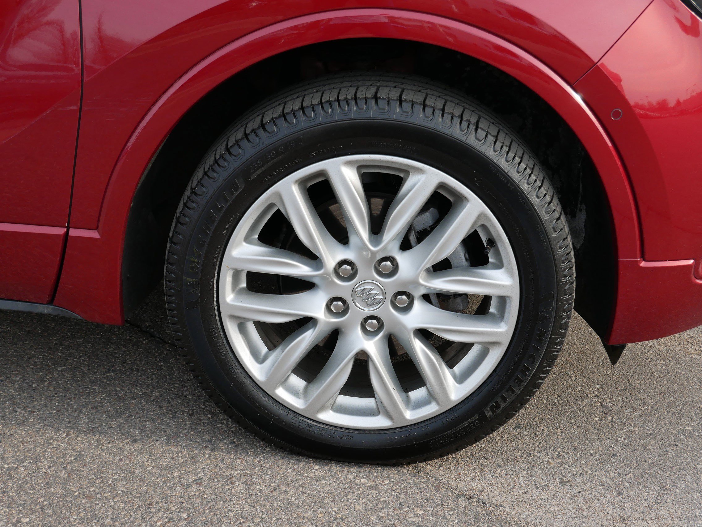 Used 2019 Buick Envision Premium w/ Driver Confidence Package image 15