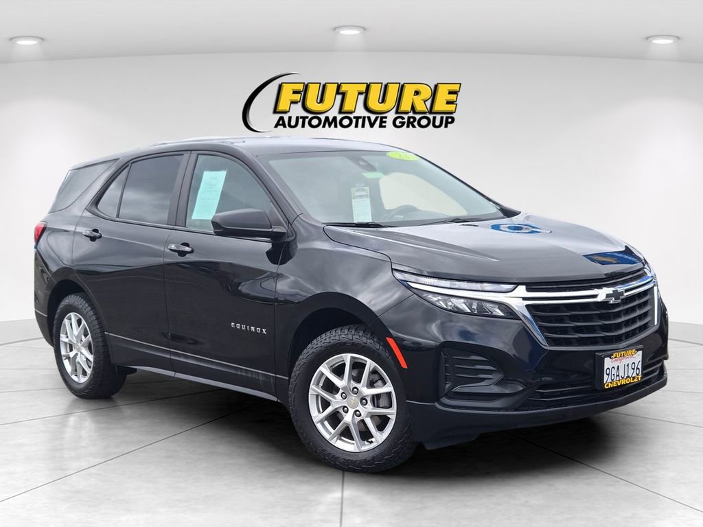 Used 2023 Chevrolet Equinox LS AWD/4WD image 1