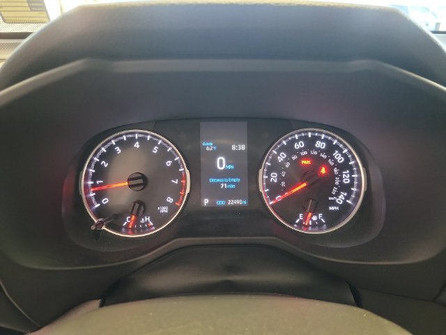 Used 2022 Toyota RAV4 LE AWD/4WD image 15