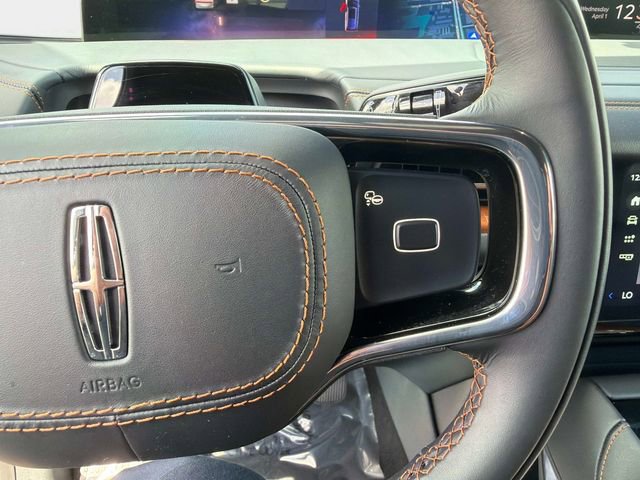 Used 2025 Lincoln Navigator L Black Label image 26