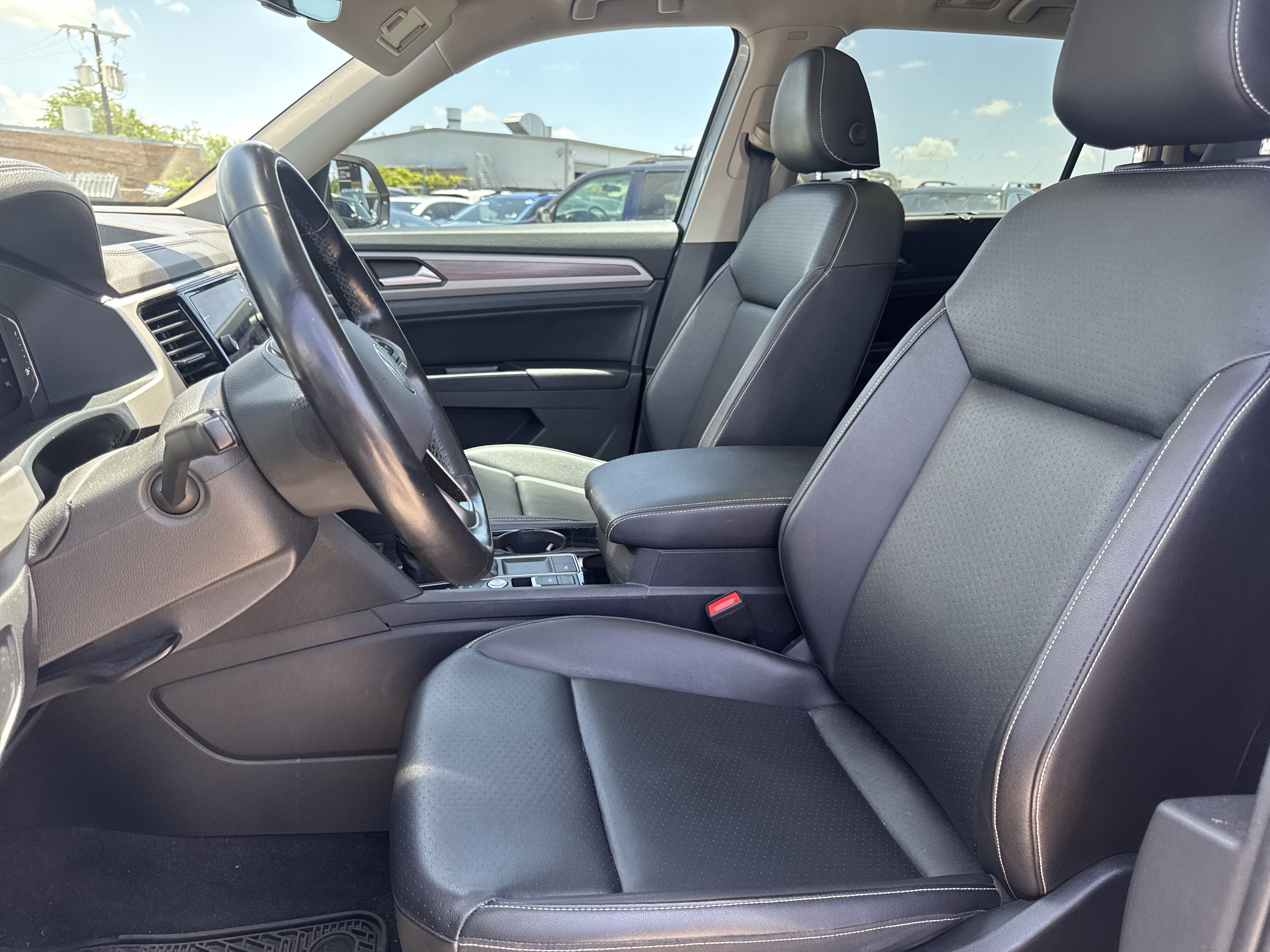 Used 2021 Volkswagen Atlas SEL FWD image 23