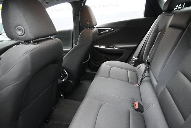 Used 2025 Chevrolet Malibu LT FWD image 23