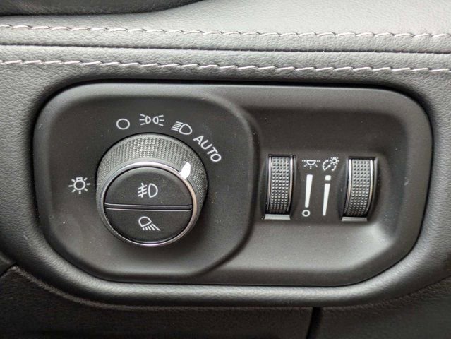 Used 2022 RAM 1500 Limited w/ Night Edition AWD/4WD image 24