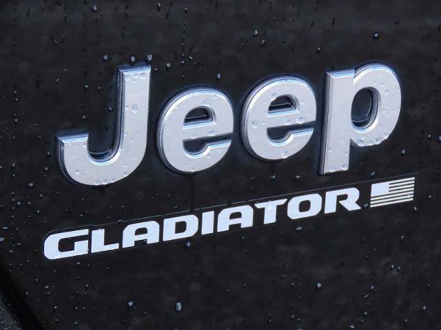 Used 2023 Jeep Gladiator Overland w/ Popular Equipment Package image 11