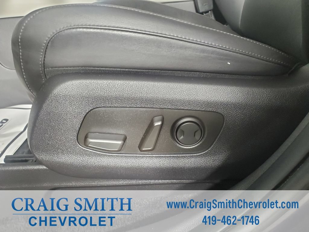 Used 2024 Kia Carnival LX FWD image 13