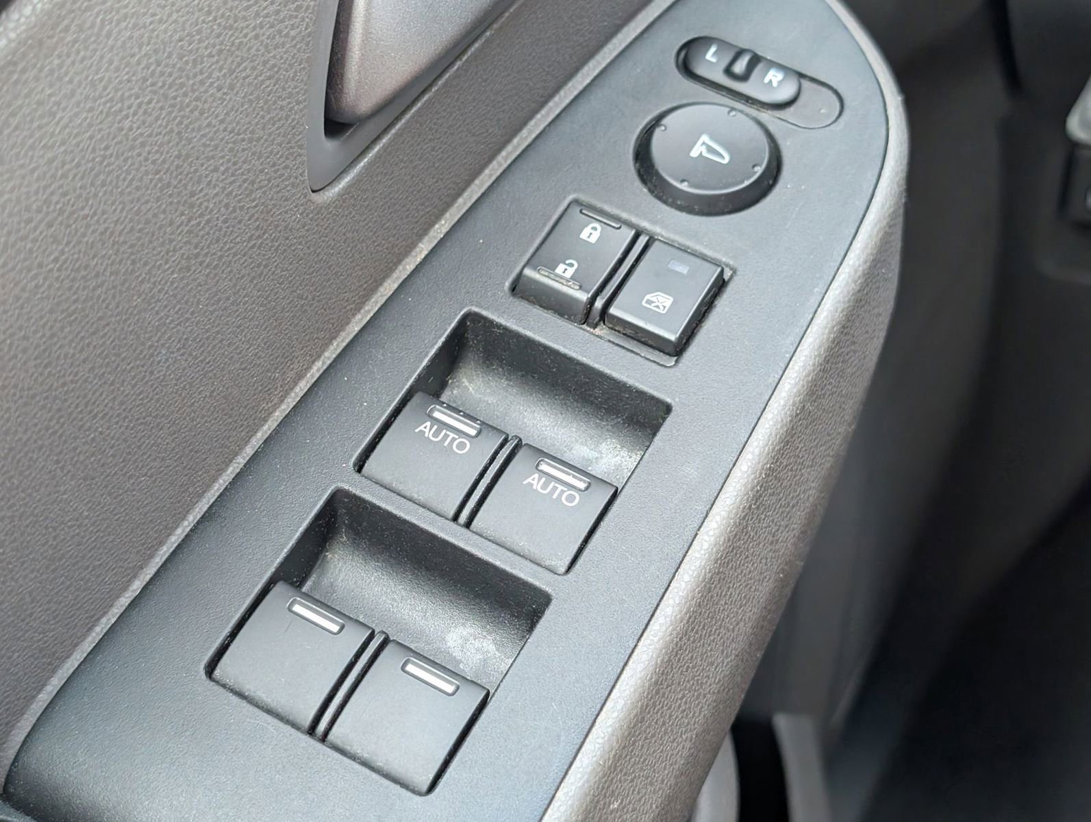 Used 2012 Honda Odyssey EX-L image 13