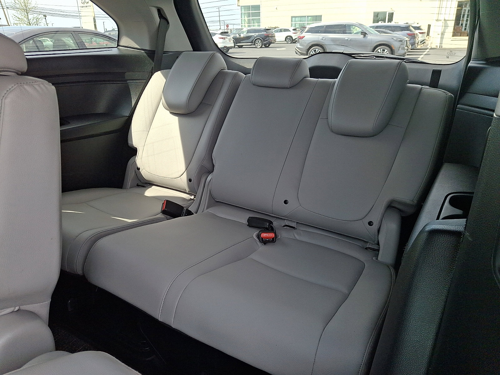 Used 2023 Honda Odyssey Touring image 11