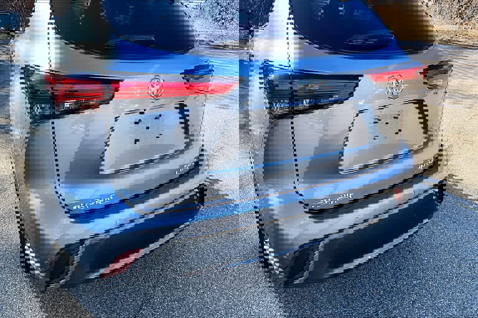 Used 2022 Toyota Highlander Limited image 7