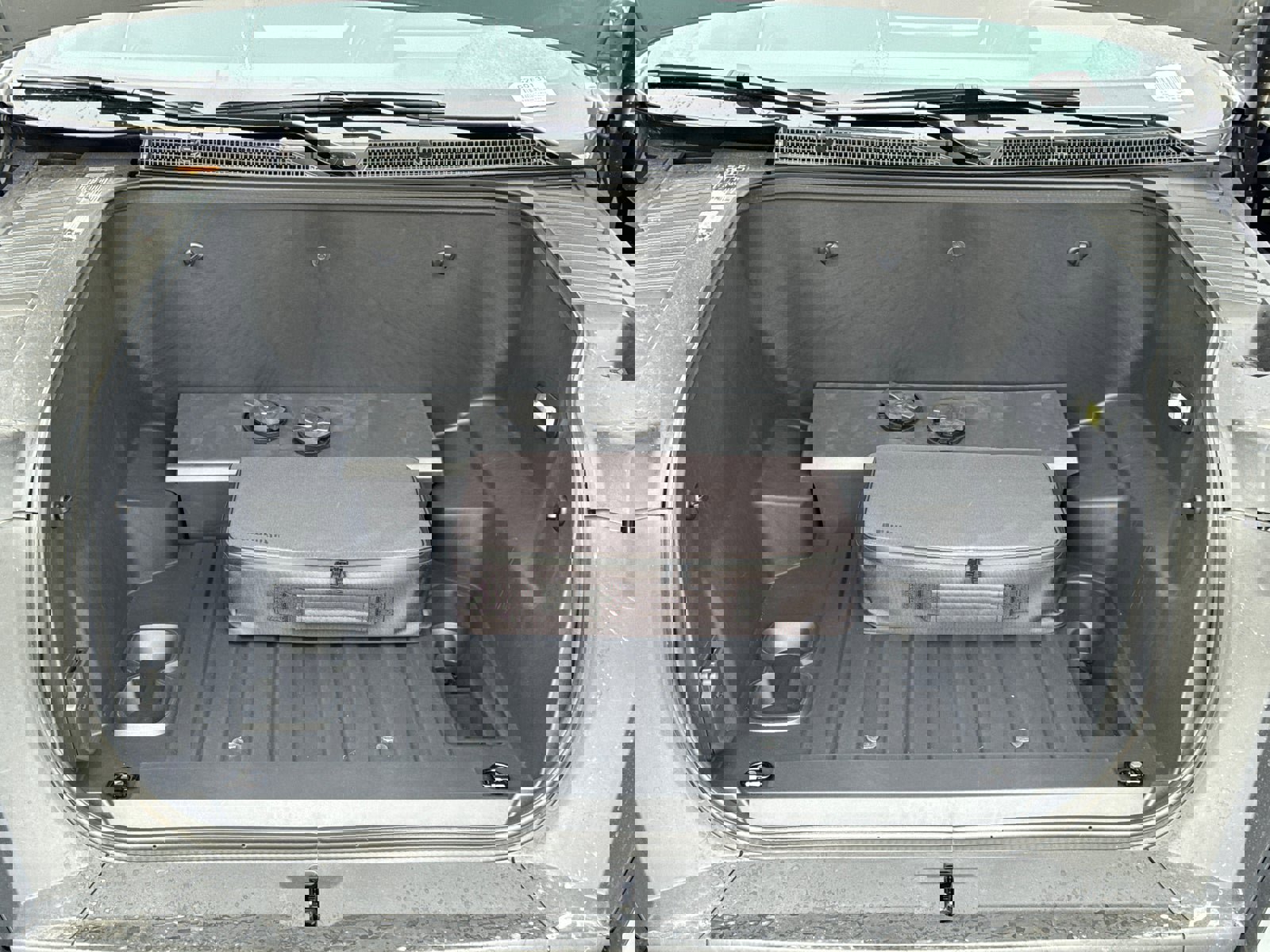 Used 2026 GMC Sierra EV Elevation image 8