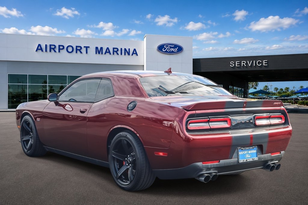 Used 2018 Dodge Challenger SRT w/ Technology Group RWD image 6