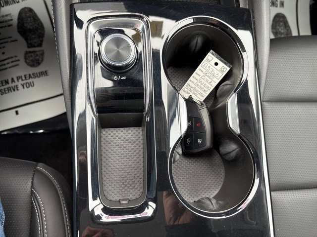 Used 2025 Buick Envision Preferred image 17